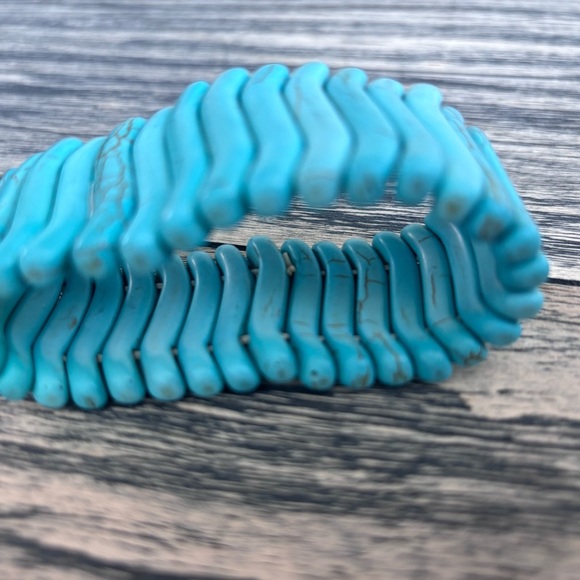 Free People Turquoise Stretch Bracelet - Picture 3 of 3